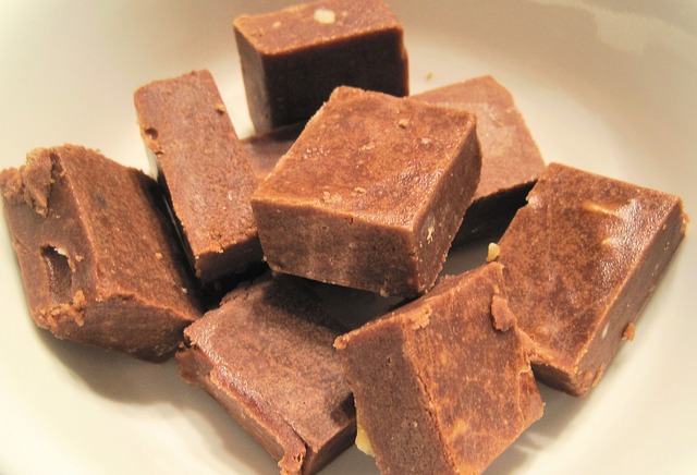 walnut-fudge-672976_640.jpg